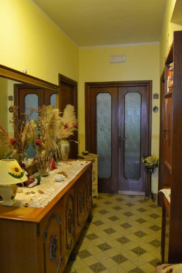 A Casa D'Antonella Bed & Breakfast Fondi Exterior photo